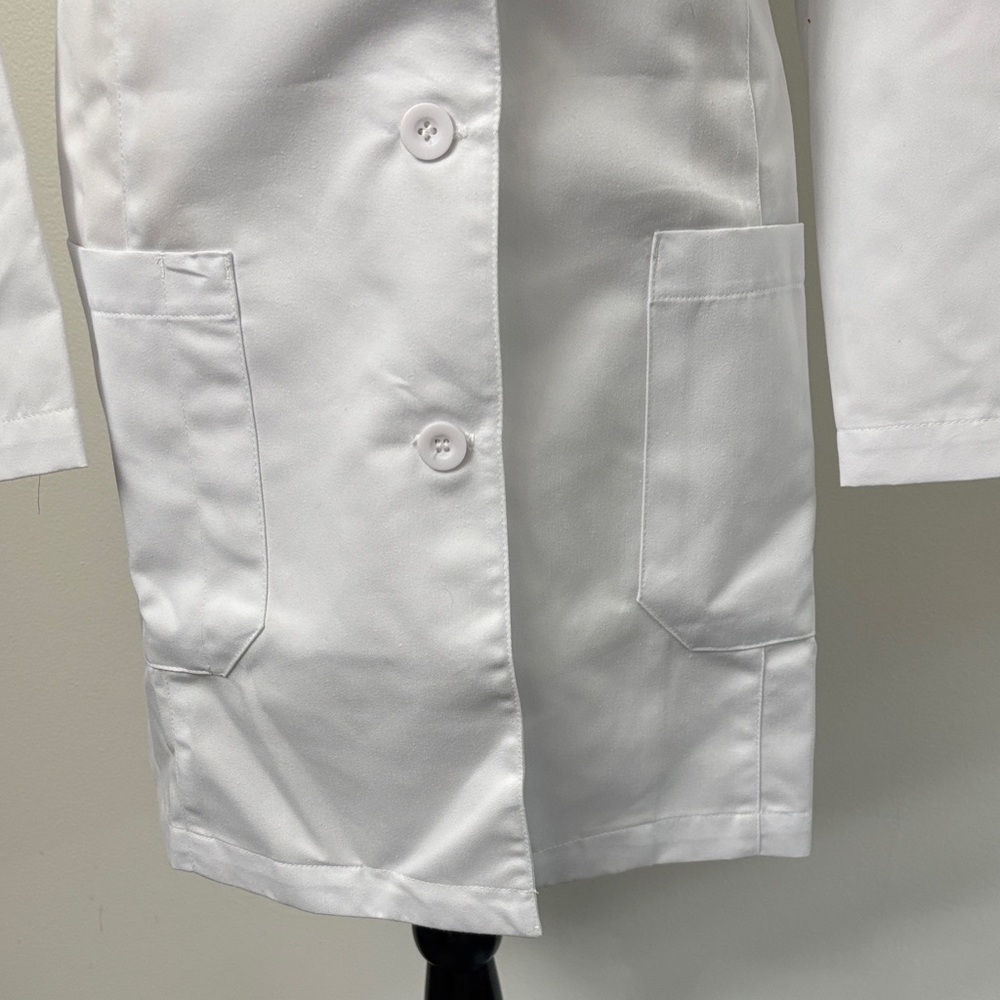 Grey’s Anatomy Gardenia California White Lab Coat-XL- NWT - Picture 4 of 9